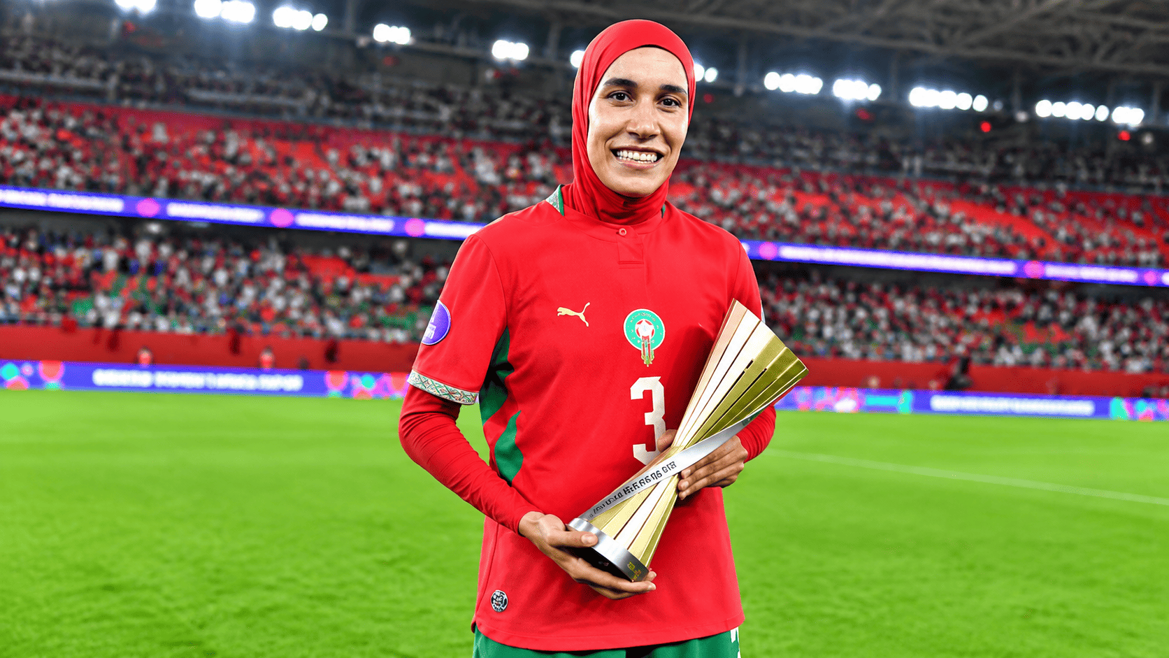 اللاعبة المغربية نهيلة بنزينة