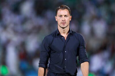 من بطل آسيا إلى وريث إيدي هاو.. من هو المدرب الذي اختاره نيوكاسل لقيادة المشروع السعودي؟