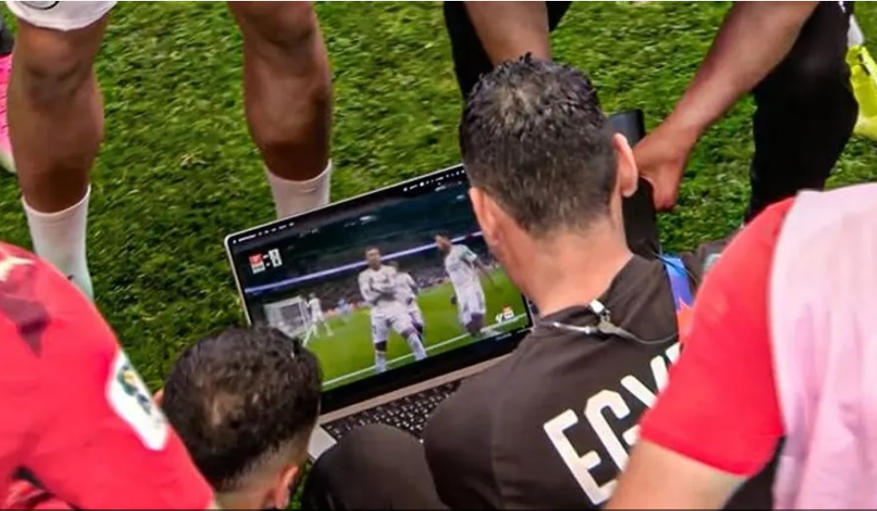 سر مبابي في تأهل مصر التاريخي.. كيف فضح فيديو واحد حارس أستراليا قبل ركلات الترجيح؟