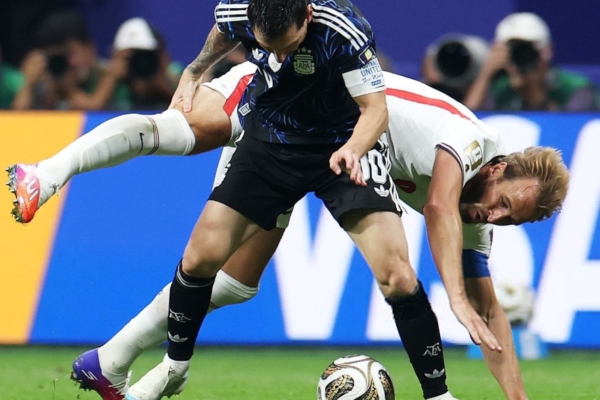 ميسي يقود الأرجنتين إلى نهائي كأس العالم 2026.. ريمونتادا قاتلة تُسقط إنجلترا في الوقت القاتل