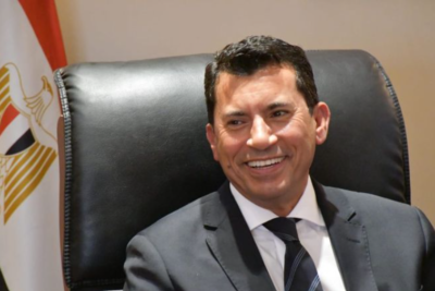 أشرف صبحي يحسم الجدل.. موقف نهائي من رئاسة الزمالك